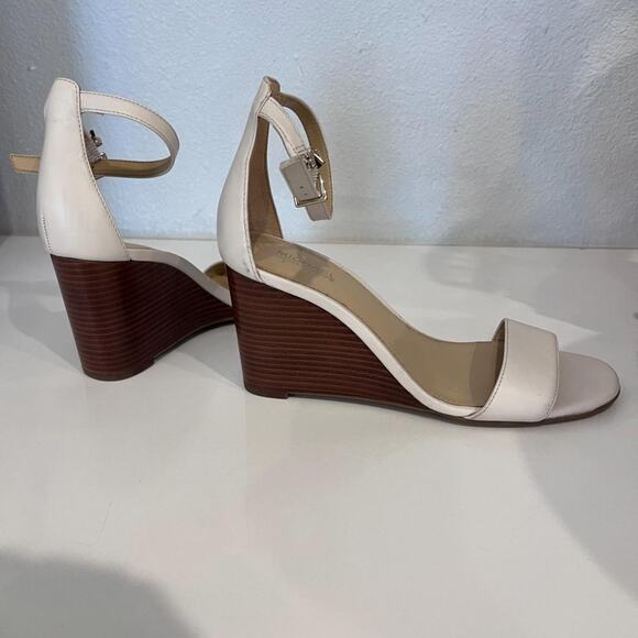MICHAEL KORS Women’s Fiona Wood Wedge Open Toe Sandals Ankle Strap, Cream main image 7